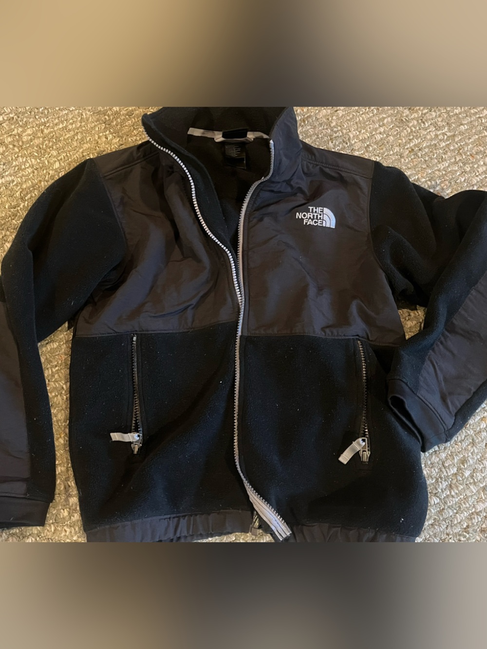 The North Face Men's Black Lightweight Fleece Jacket